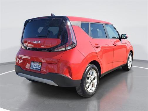 2023 Kia Soul LX
