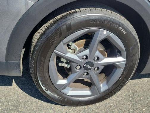 Steel Gray 2025 Kia K4 LXS