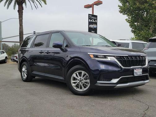 Deep Chroma Blue 2024 Kia Carnival LX