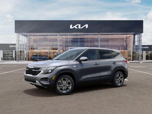 Steel Gray 2026 Kia Seltos LX