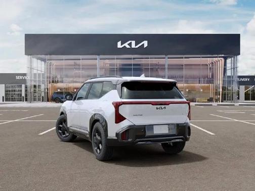 Snow White Pearl 2027 Kia Seltos X-Line S