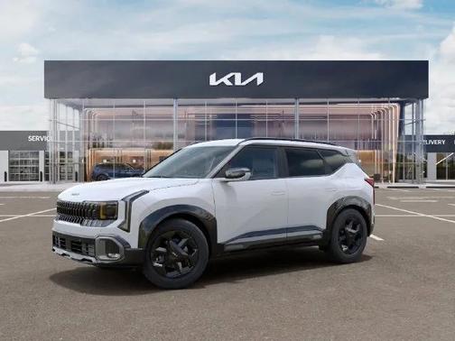 Snow White Pearl 2027 Kia Seltos X-Line S