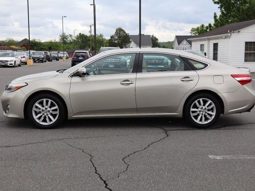 Creme Brulee Mica 2014 Toyota Avalon 4dr Sdn XLE Touring (Natl)