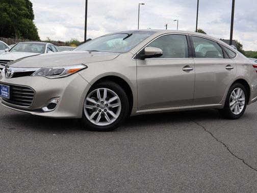Creme Brulee Mica 2014 Toyota Avalon 4dr Sdn XLE Touring (Natl)