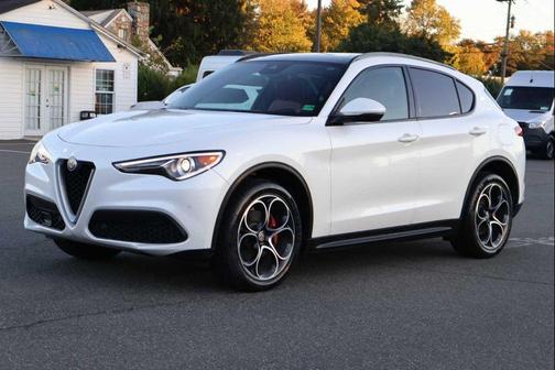 2019 Alfa Romeo Stelvio Ti Sport
