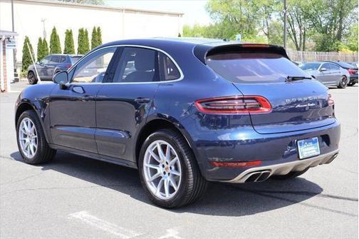 2016 Porsche Macan Turbo