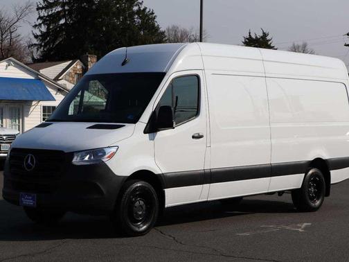 2022 Mercedes-Benz Sprinter 3500 3500 High Roof V6 170" RWD