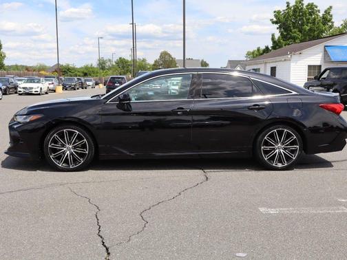 Midnight Black Metallic 2022 Toyota Avalon Touring FWD (Natl)