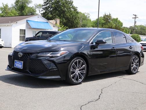 Midnight Black Metallic 2022 Toyota Avalon Touring FWD (Natl)