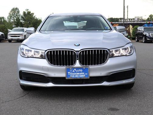 Glacier Silver Metallic 2019 BMW 740 740i xDrive Sedan