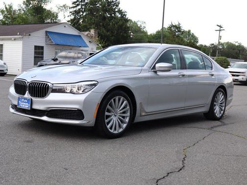 Glacier Silver Metallic 2019 BMW 740 740i xDrive Sedan