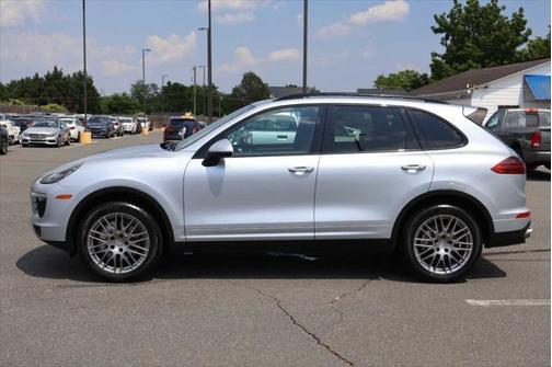 2016 Porsche Cayenne S