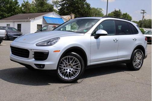 2016 Porsche Cayenne S