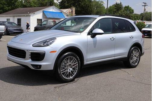 2016 Porsche Cayenne S