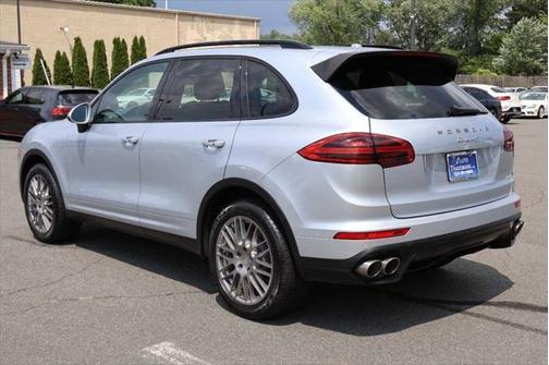 2016 Porsche Cayenne S