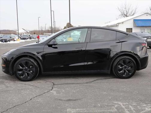 2024 Tesla Model Y Long Range Dual Motor All-Wheel Drive