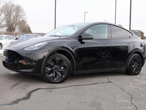 2024 Tesla Model Y Long Range Dual Motor All-Wheel Drive