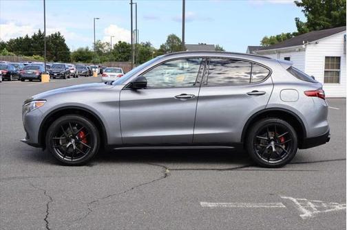 2020 Alfa Romeo Stelvio Base