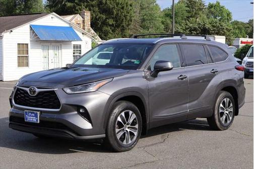 2021 Toyota Highlander XLE