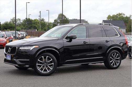 2019 Volvo XC90 T6 Momentum