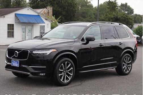 2019 Volvo XC90 T6 Momentum
