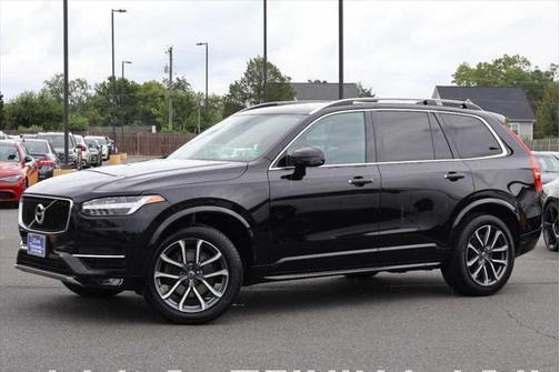 2019 Volvo XC90 T6 Momentum