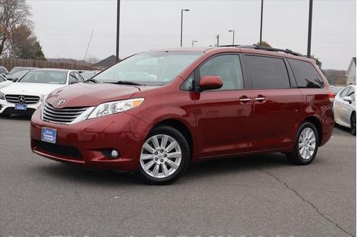 2013 Toyota Sienna XLE