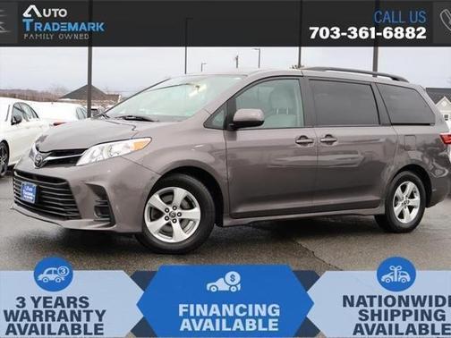 2020 Toyota Sienna LE