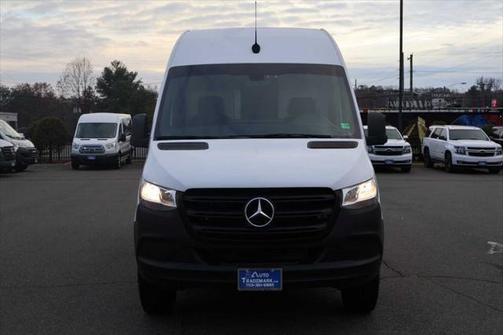 2019 Mercedes-Benz Sprinter 2500 Standard Roof