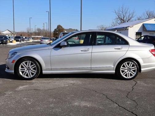 2009 Mercedes-Benz C-Class 4dr Sdn 3.0L Luxury RWD