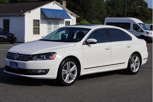 2014 Volkswagen Passat 1.8T Auto SEL Premium