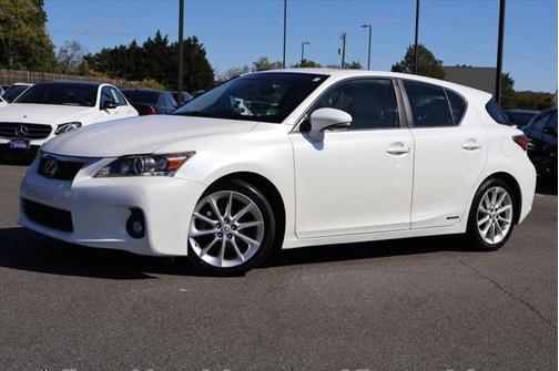 2013 Lexus CT 200h CT 200H 4 DOOR HATCHBACK 1.8L 4 CYL HYBRID