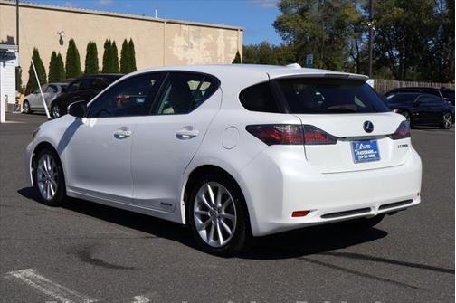 2013 Lexus CT 200h CT 200H 4 DOOR HATCHBACK 1.8L 4 CYL HYBRID