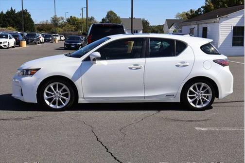 2013 Lexus CT 200h CT 200H 4 DOOR HATCHBACK 1.8L 4 CYL HYBRID