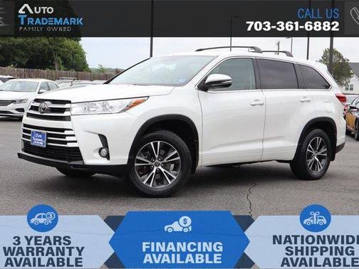 Blizzard Pearl 2017 Toyota Highlander LE V6 AWD (Natl)