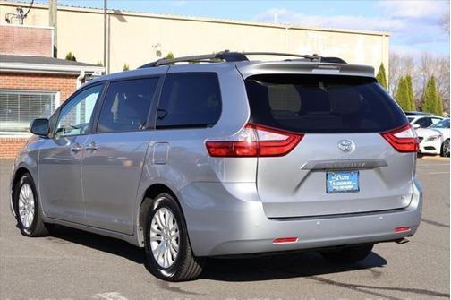 2016 Toyota Sienna XLE Premium