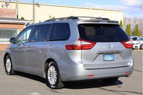 2016 Toyota Sienna XLE Premium