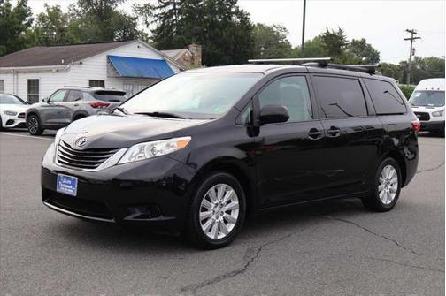 2015 Toyota Sienna LE