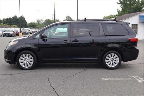 2015 Toyota Sienna LE