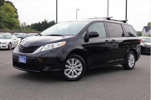 2015 Toyota Sienna LE