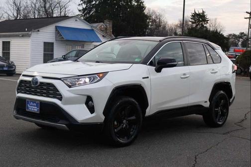 2021 Toyota RAV4 Hybrid SE