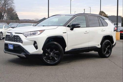 2021 Toyota RAV4 Hybrid SE