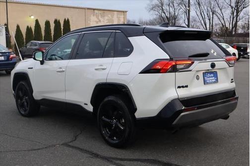 2021 Toyota RAV4 Hybrid SE