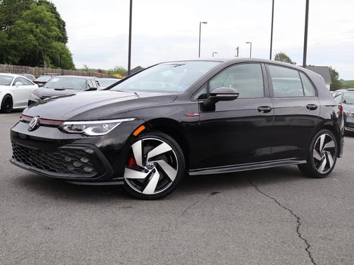Deep Black Pearl 2023 Volkswagen Golf GTI 2.0T S Manual