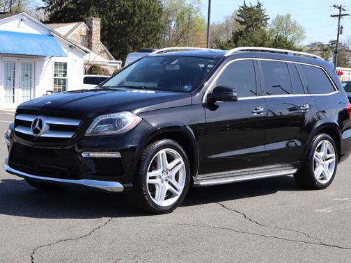 Obsidian Black Metallic 2015 Mercedes-Benz GL-Class 4MATIC 4dr GL 550
