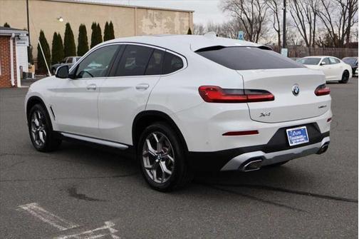 2022 BMW X4 xDrive30i