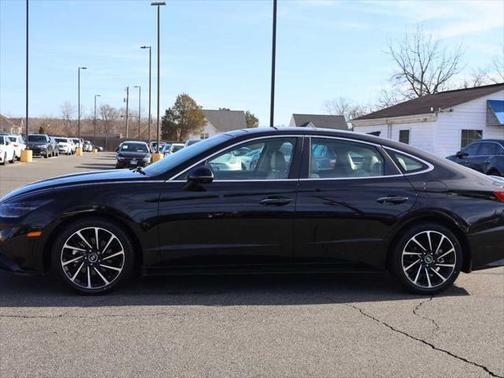 2021 Hyundai SONATA Limited