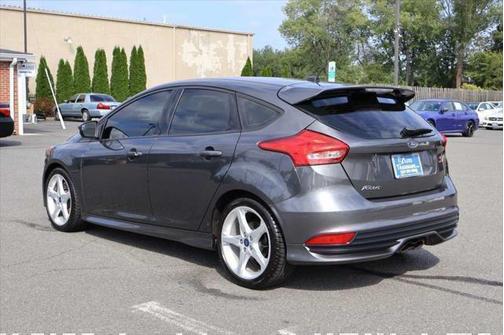 2017 Ford Focus ST ST