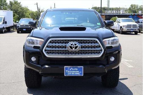 2017 Toyota Tacoma TRD Sport