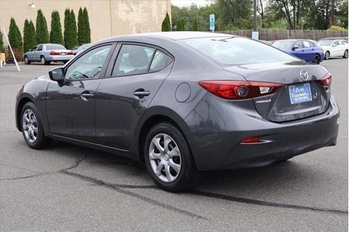 2015 Mazda Mazda3 i SV
